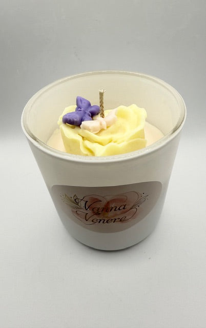 Flower 16 oz White Container - April Showers