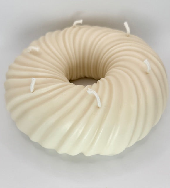 The Swirl Halo Pillar Candle - Rose Gold Peony Scent