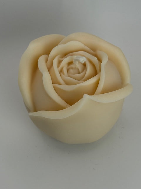 Blush Rose Candle – Beach Linen | 134g